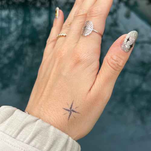 Compass rose