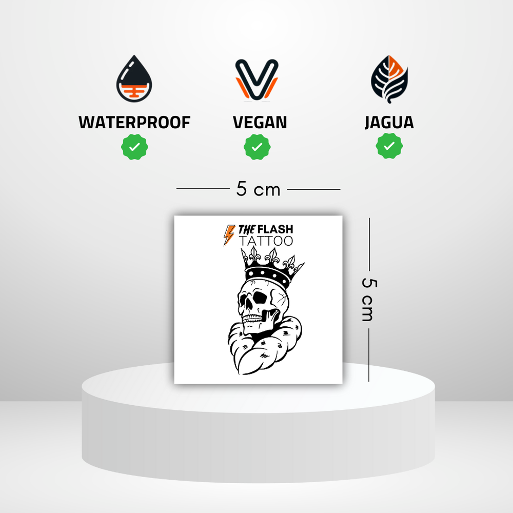 Tatouage tete de mort avec couronne