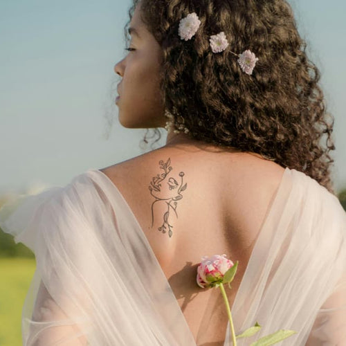tatouage ephemere visage floral style artistique et delicat